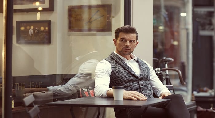 homem_cafe_barba_exercicio