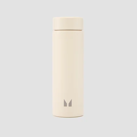 Garrafa de Água Grande em Metal Reciclado da Myprotein - Natural Cream