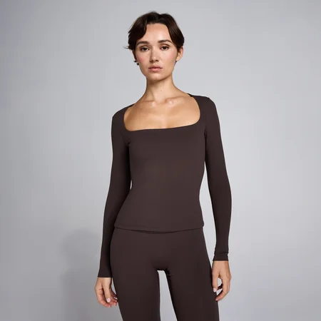 Top de manga comprida SculptForm com decote quadrado MP Mulher - Cacau