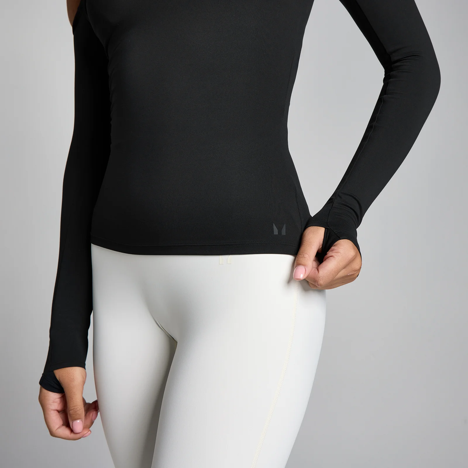 MP Mulher Tempo Off The Shoulder LS Top - Preto - S Imagem 4